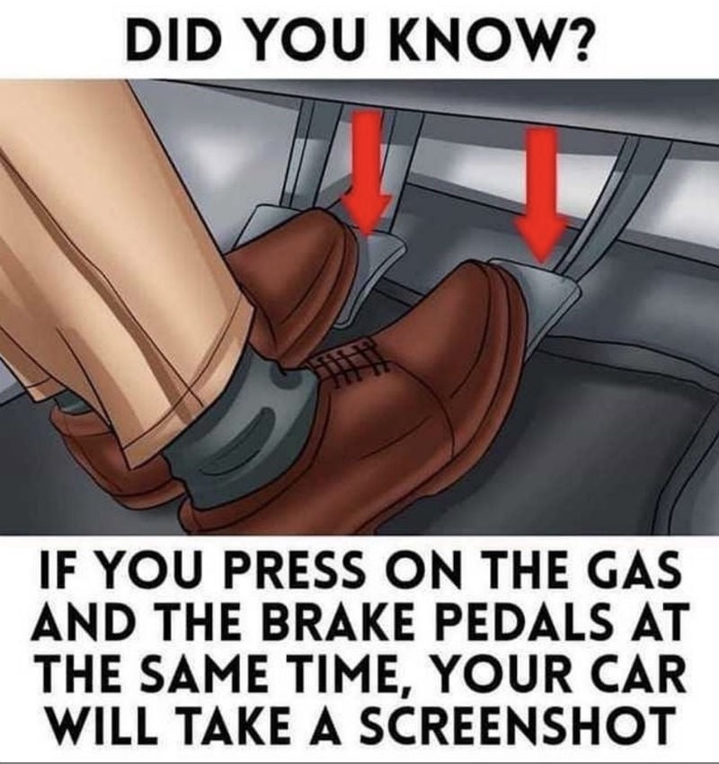 did you know if you press the gas and brake at the same time car will take screenshot